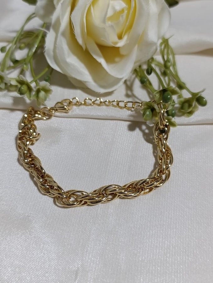 Pulseira dolurada elos entrelaçado