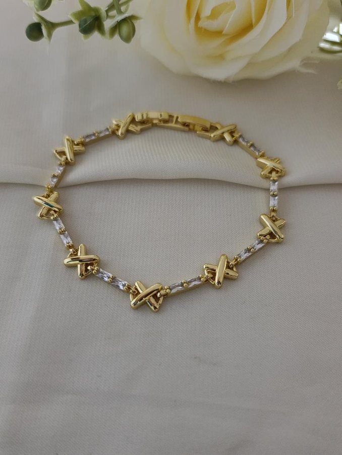 Pulseira dourada tiffany