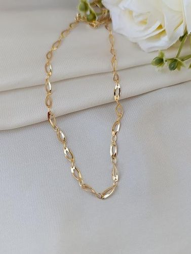 Colar chocker ouro chapas vazada