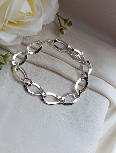 Pulseira prata chapas grandes vazadas