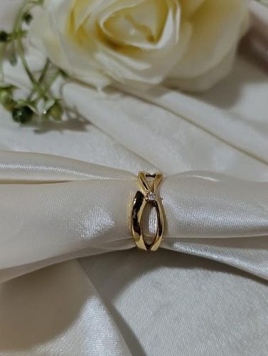 Anel ouro vazado 1 zirconia